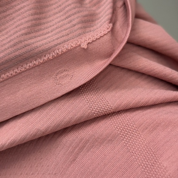 Lululemon Long Sleeve Swiftly Pink size 6 - Picture 10 of 10